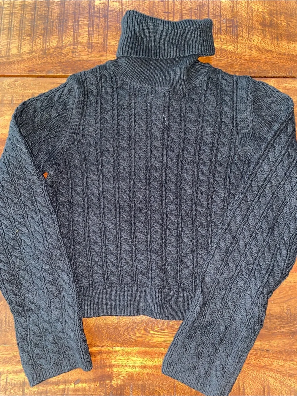 Tahari Black and Cream Houndstooth Knit Matching Set with Belt, size M